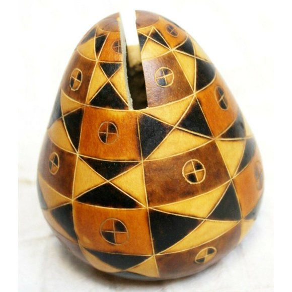 Lucuma Designs Peruvian Handmade Wooden Geometric Egg Place Card Holder - Picture 3 of 7